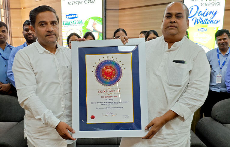 Omfed Employees Elated After Receiving SKOCH Award